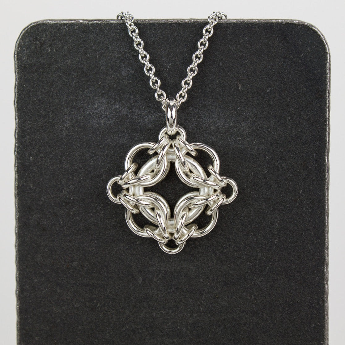 Celestial Pendant Necklace - Femailler