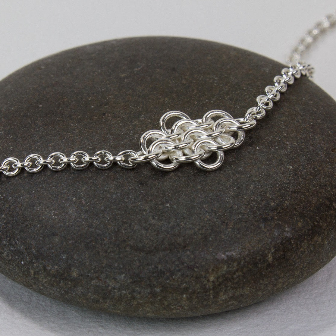 Rhombus Fused Chainmaille Station Necklace - Femailler