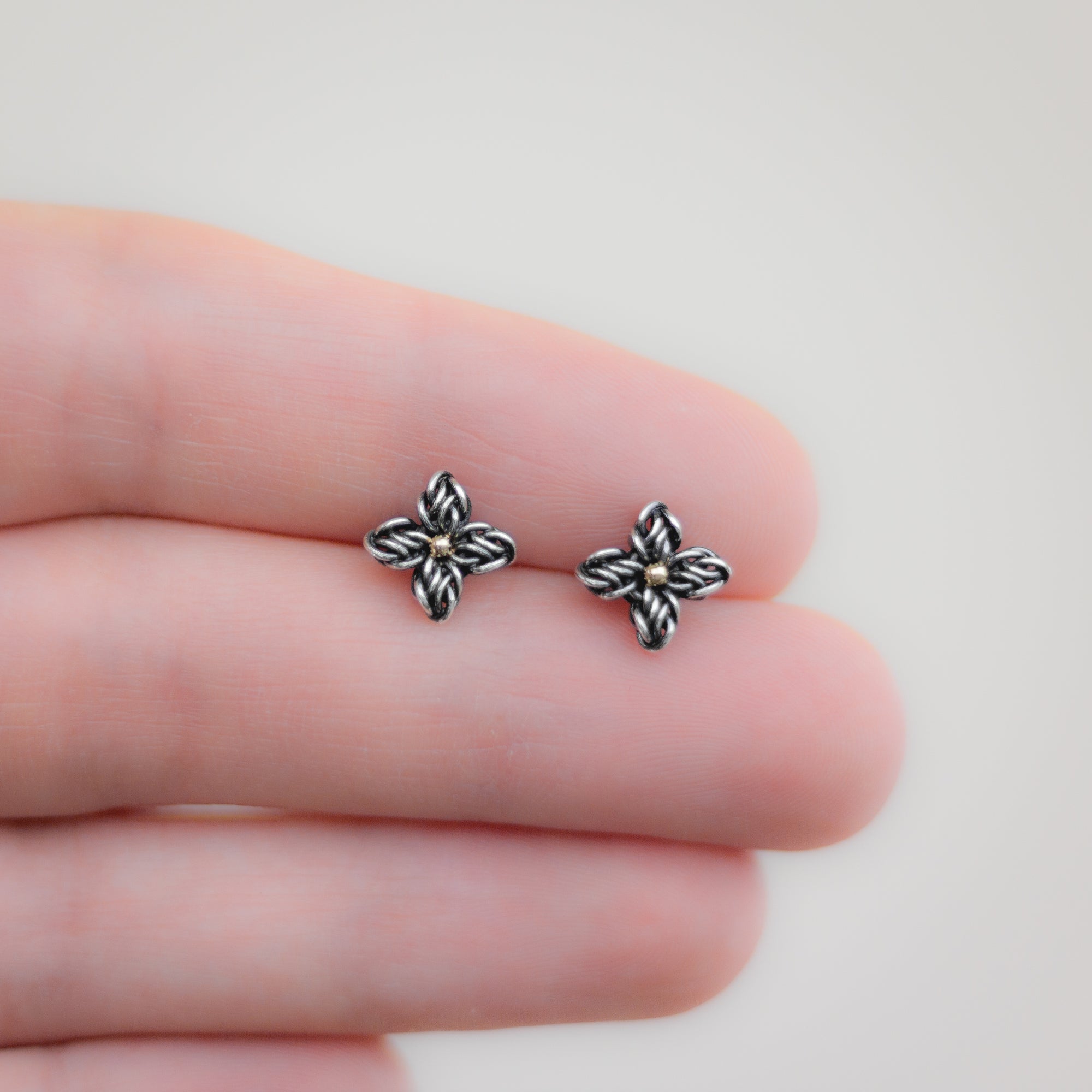 Star Flower Fused Chainmaille Post Earrings - Femailler